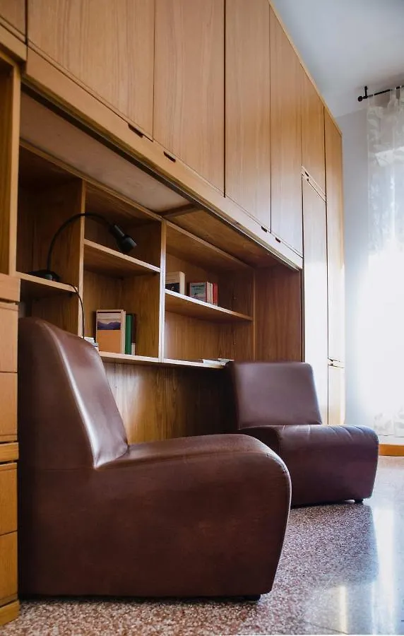 Cozy One Bedroom Close To Navigli And Tortona Milan Italy